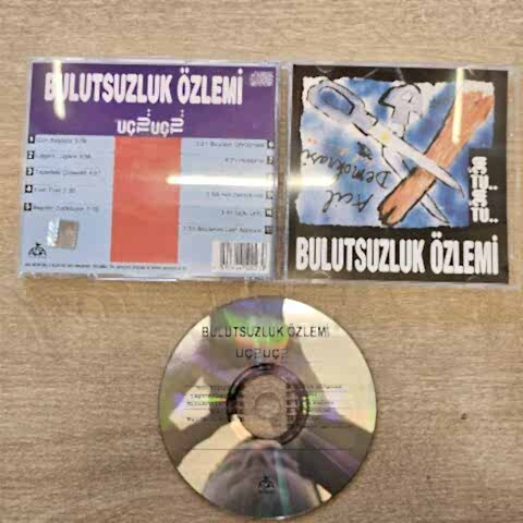 BULUTSUZLUK ÖZLEMİ - UÇTU UÇTU CD