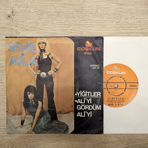 Sevil & Ayla – Yiğitler / Ali’yi Gördüm Ali’yi 45LİK PLAK